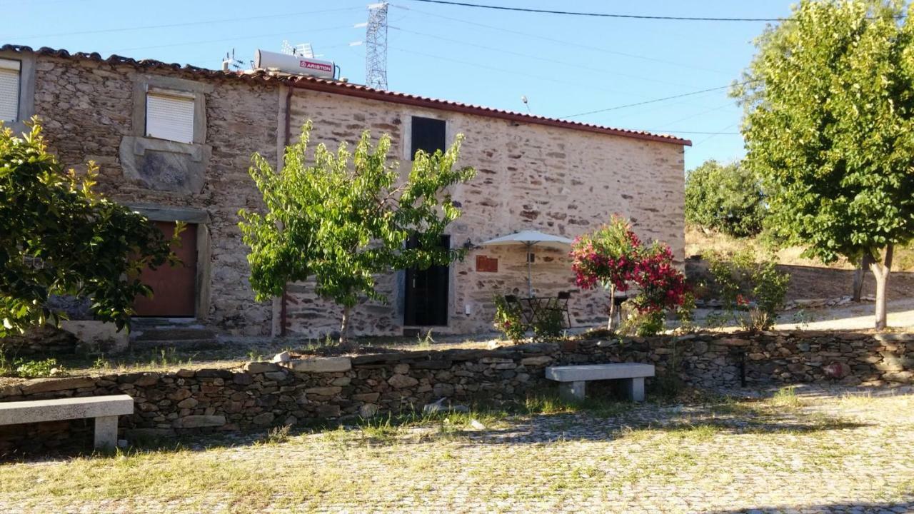 Casas De Xisto Villa Mogadouro  Exterior photo